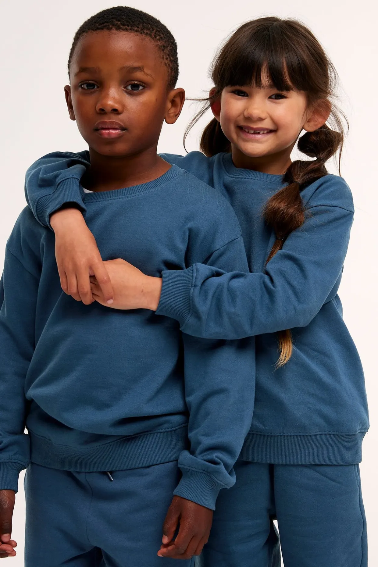 Sweatshirt med børstet innside