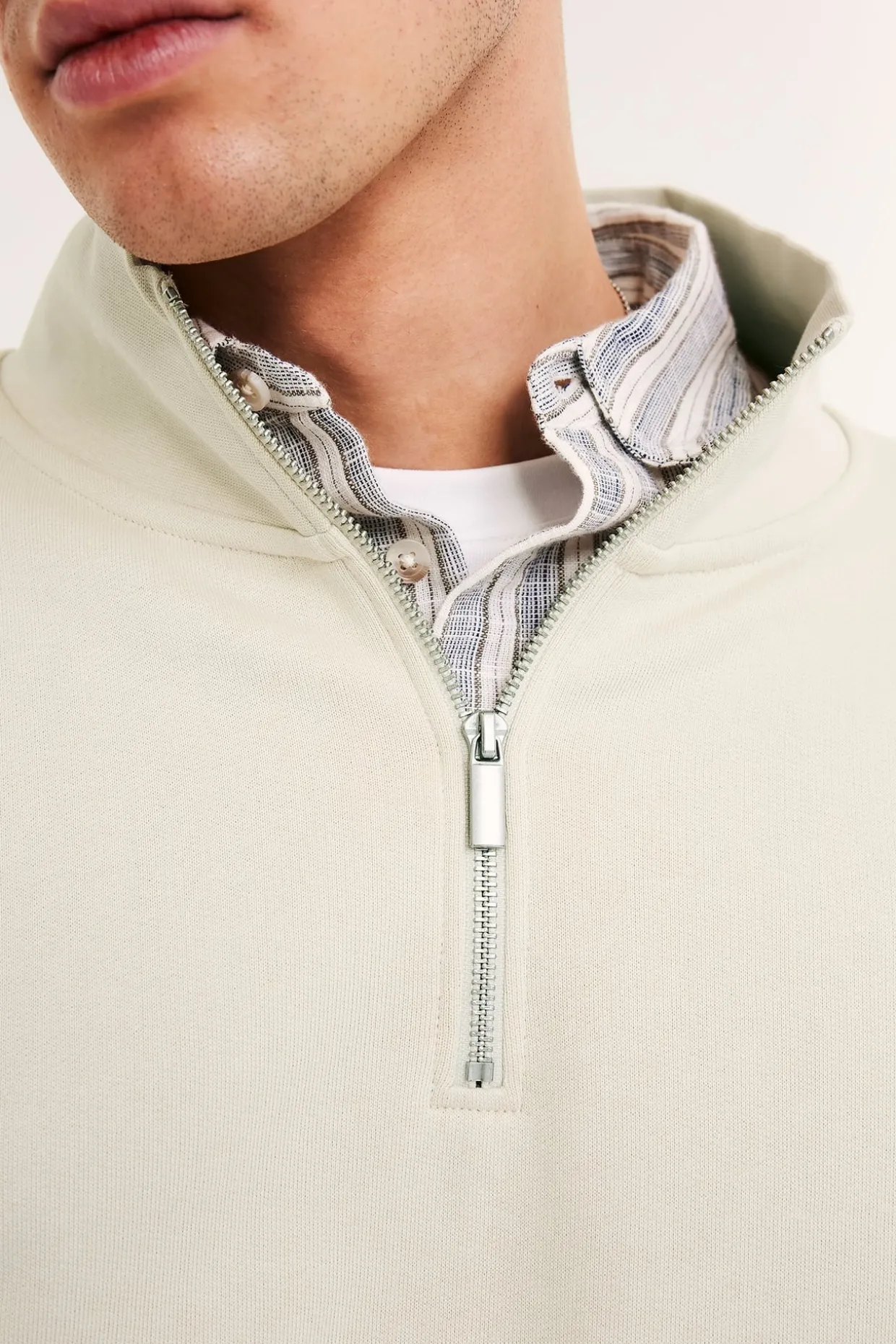 Sweatshirt med halv glidelås