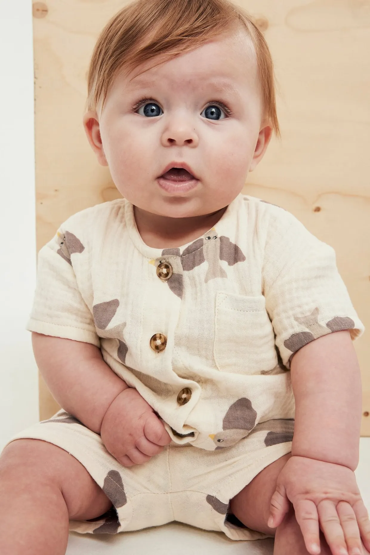 Todelt babysett i musselin