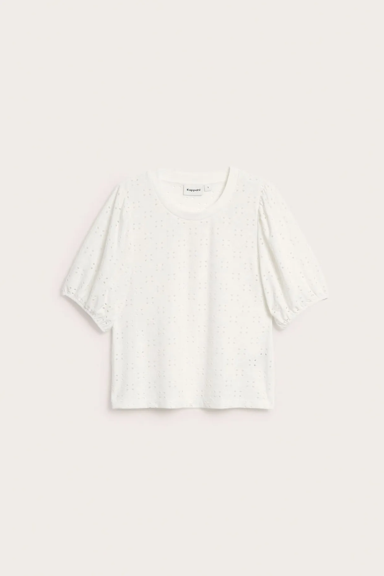 Topp med broderie anglaise