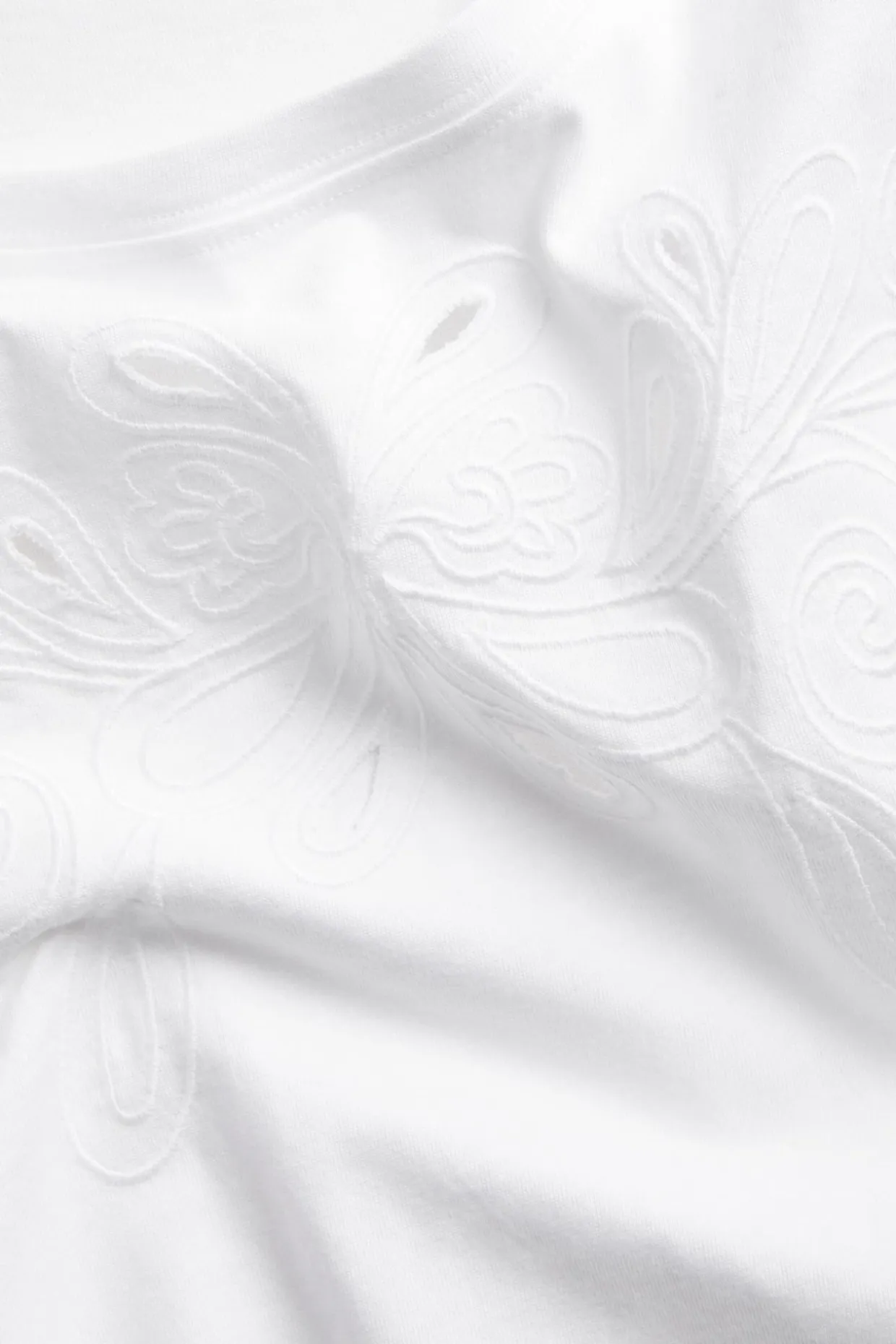 T-skjorte med broderie anglaise