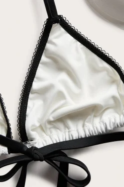 Vattert trekantbikini-BH