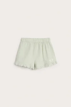Vevde shorts med volanger