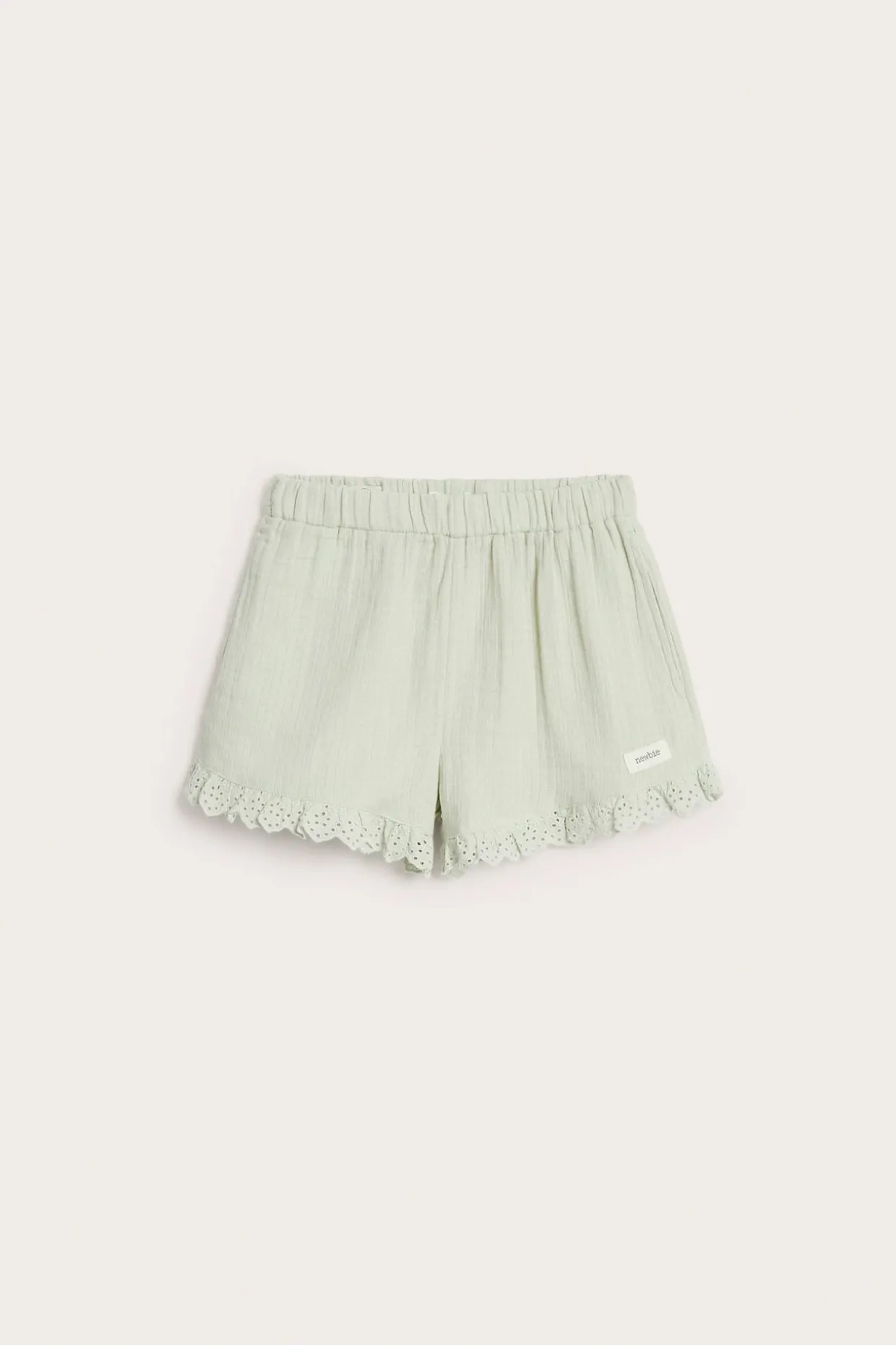 Vevde shorts med volanger