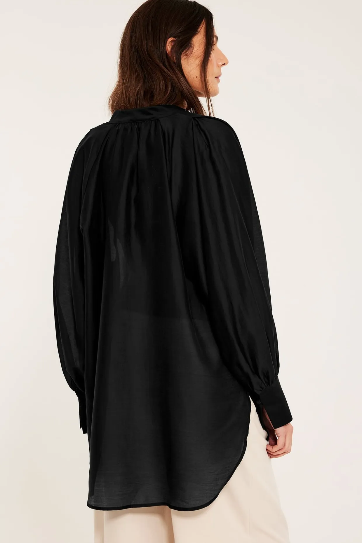Voluminøs bluse
