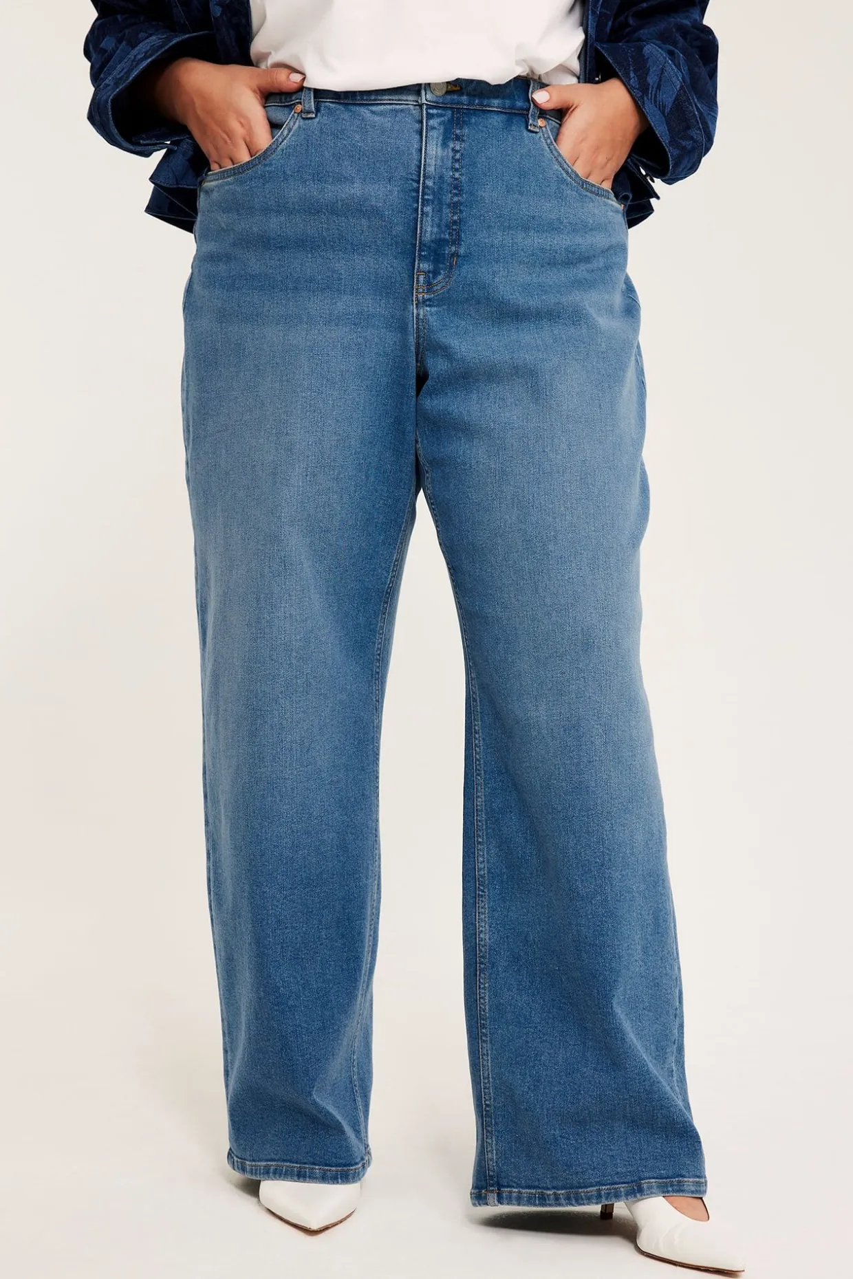 Wide jeans high waist