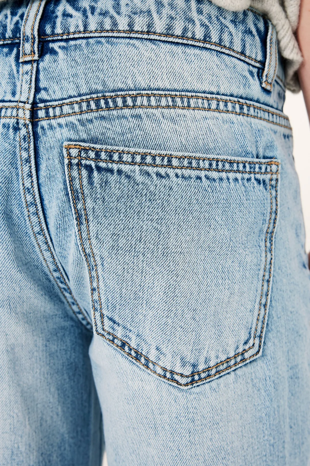 Wide jeans low waist